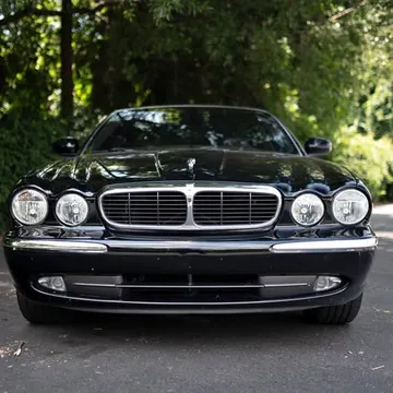 2004 Jaguar XJ8
