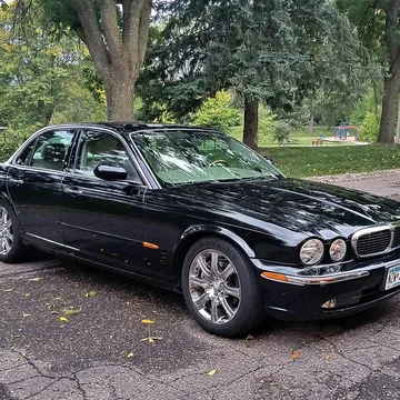 2004 Jaguar XJ8