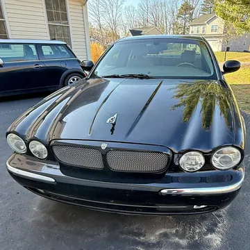2004 Jaguar XJR