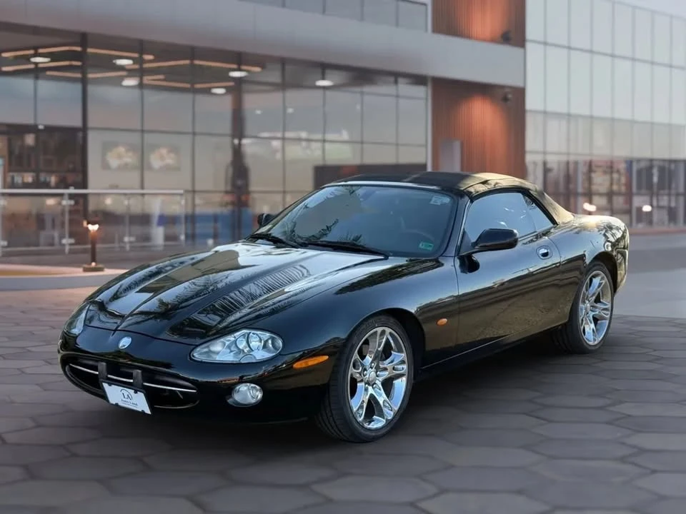 2004 Jaguar XK - Image 11 of 20