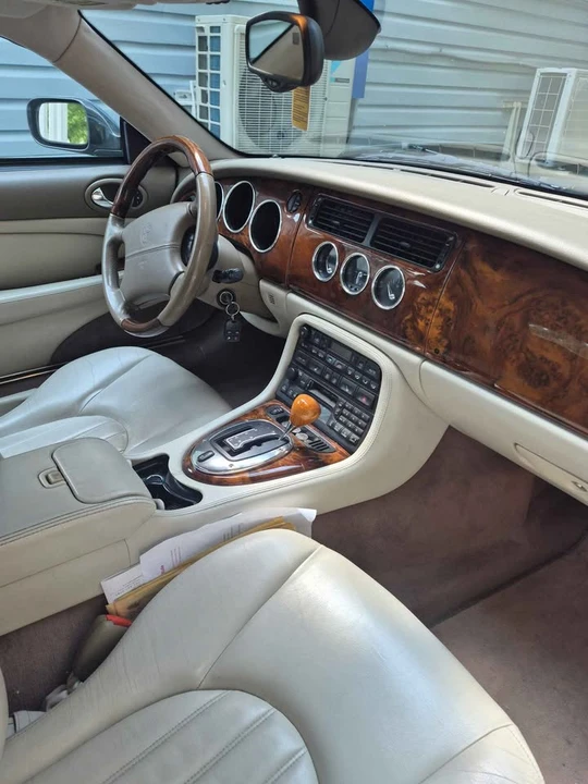 2004 Jaguar X100 XK8 - Image 8 of 9