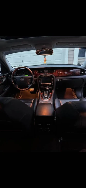 2004 Jaguar X100 XK8 - Image 4 of 4