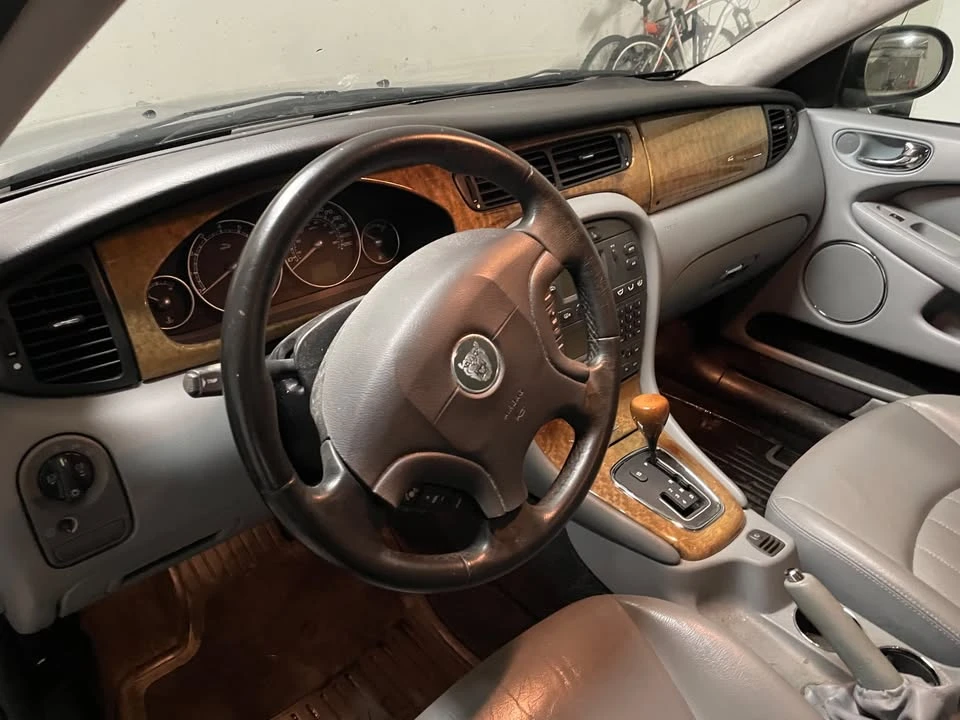 2004 Jaguar X-Type - Image 6 of 10