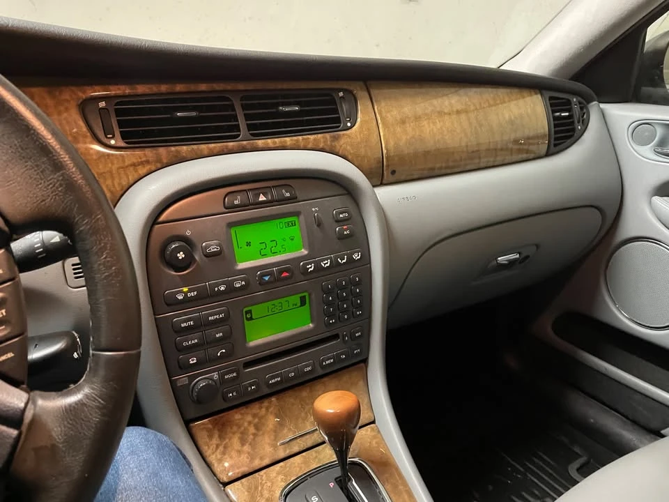 2004 Jaguar X-Type - Image 9 of 10