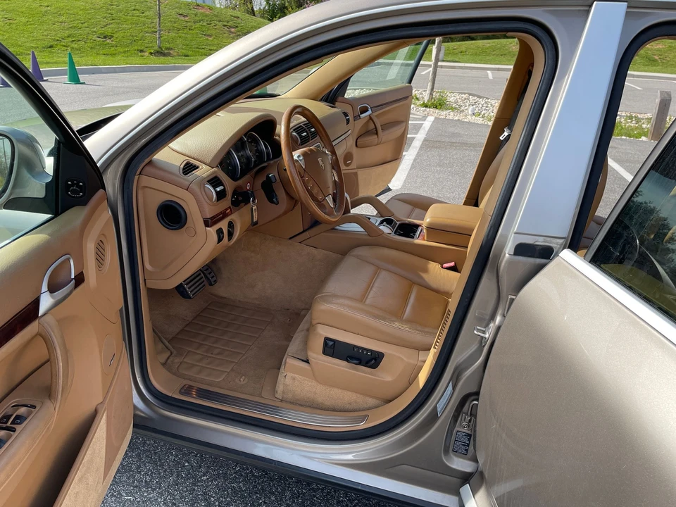 2004 Porsche 955/957 Cayenne S - Image 10 of 31