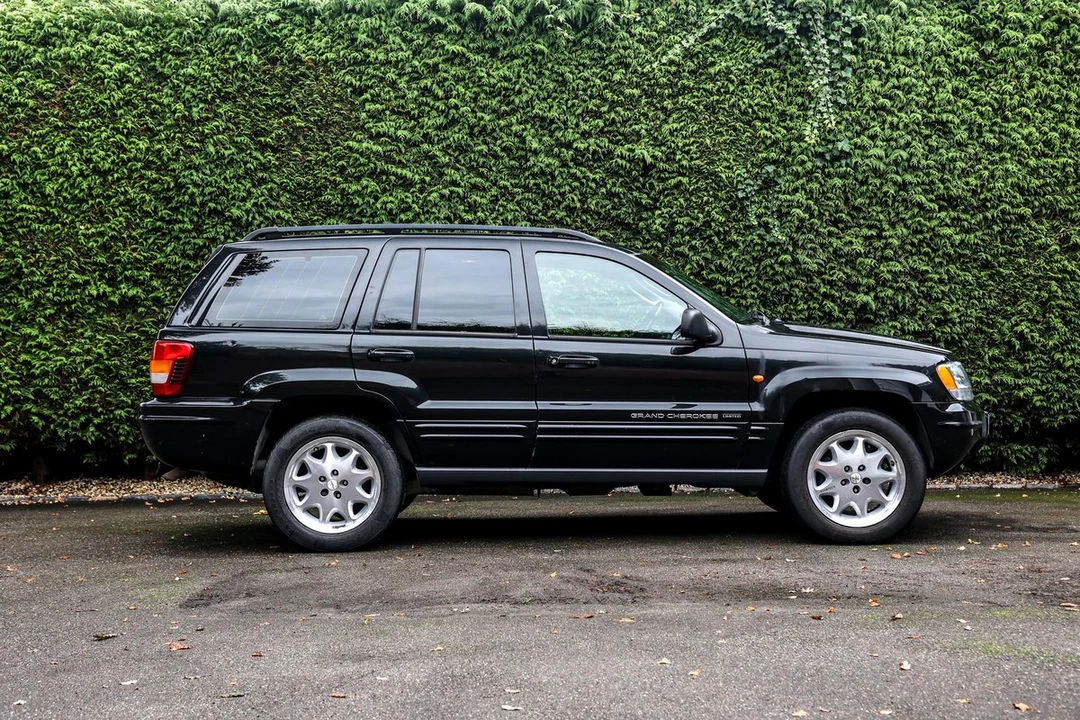 2003 Jeep WJ Grand Cherokee - Image 2 of 30