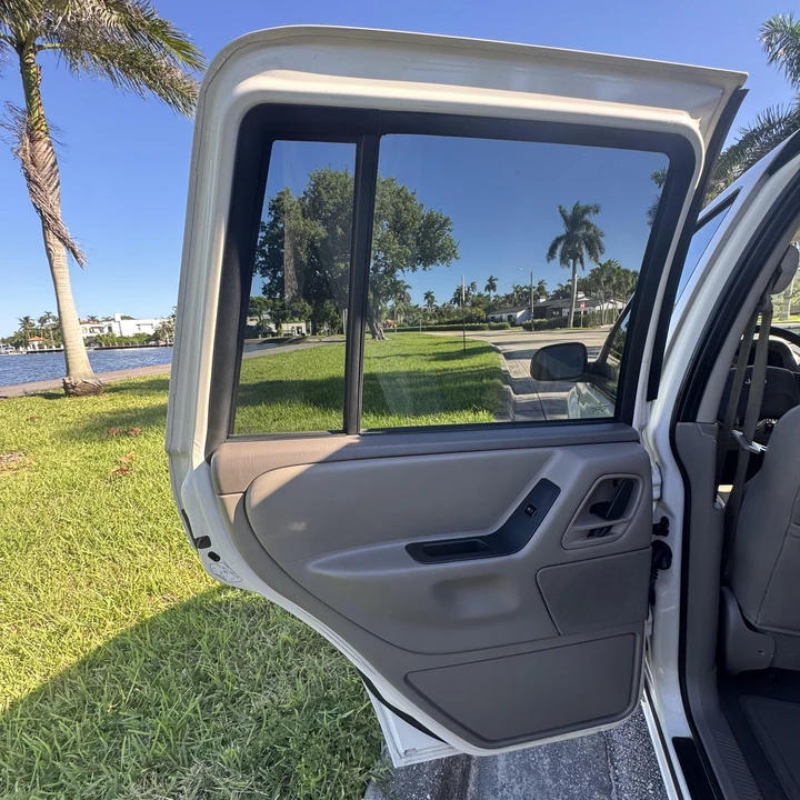 2004 Jeep WJ Grand Cherokee - Image 14 of 21