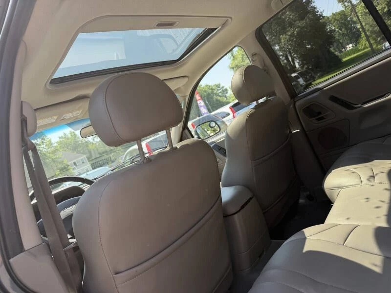 2004 Jeep WJ Grand Cherokee - Image 26 of 30
