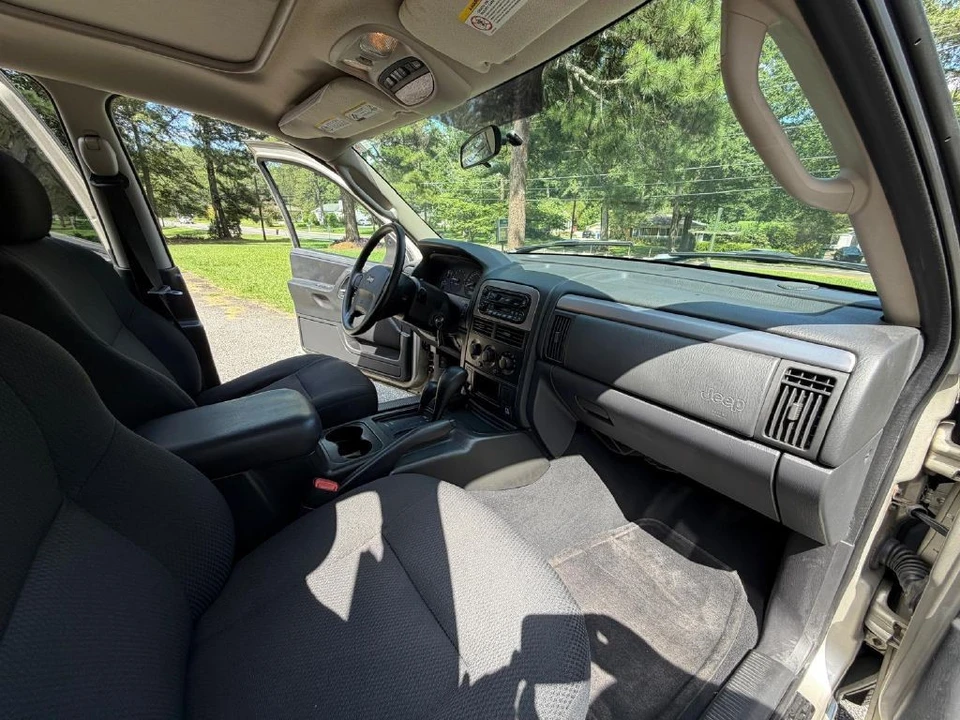 2004 Jeep WJ Grand Cherokee - Image 19 of 31