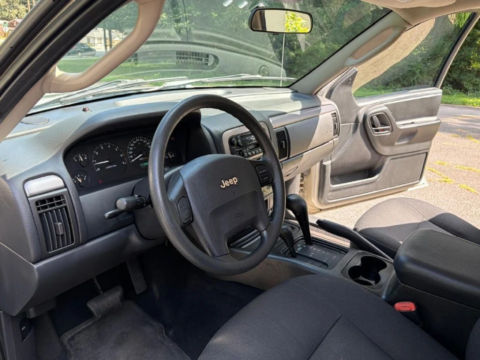 2004 Jeep WJ Grand Cherokee - Image 8 of 31