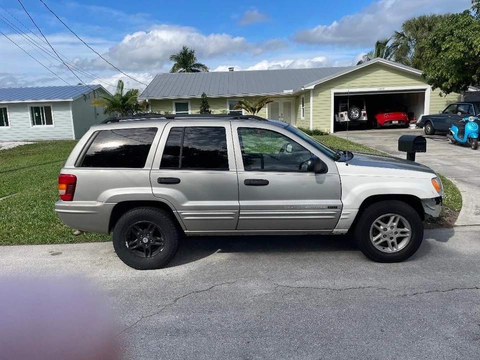 2004 Jeep WJ Grand Cherokee - Image 2 of 4