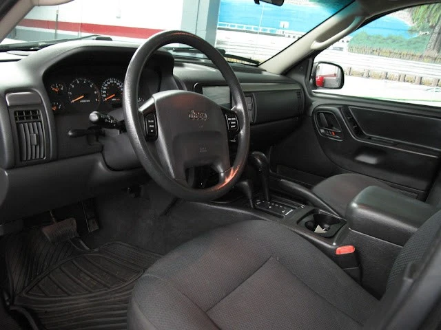 2004 Jeep WJ Grand Cherokee - Image 5 of 31