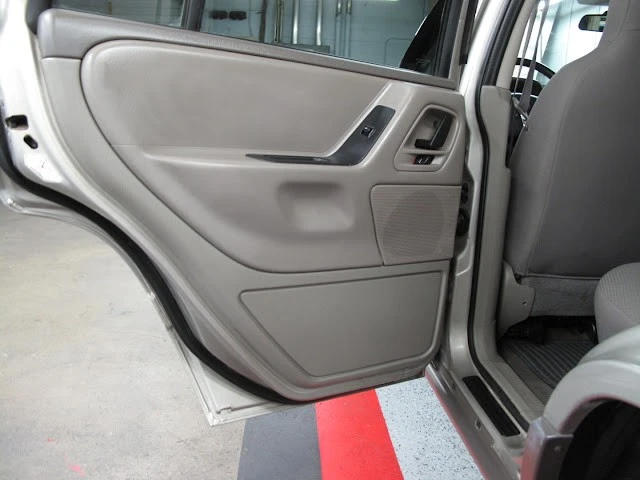 2004 Jeep WJ Grand Cherokee - Image 20 of 21