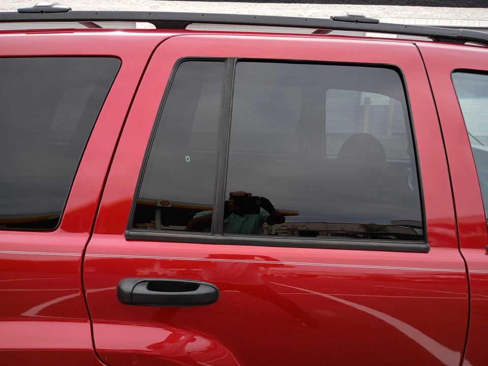 2004 Jeep WJ Grand Cherokee - Image 18 of 31