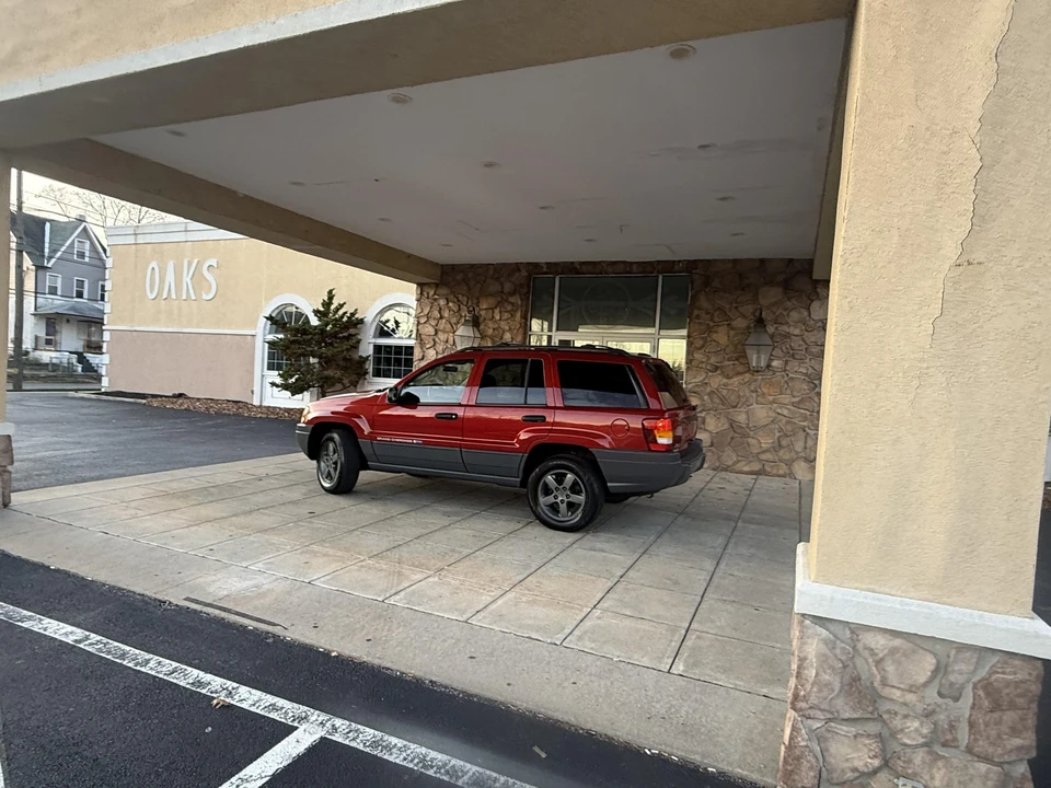 2004 Jeep WJ Grand Cherokee - Image 4 of 31