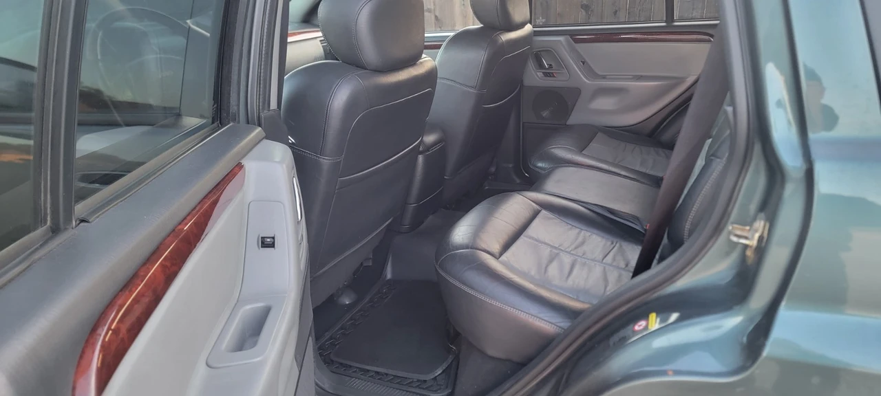 2004 Jeep WJ Grand Cherokee - Image 11 of 15