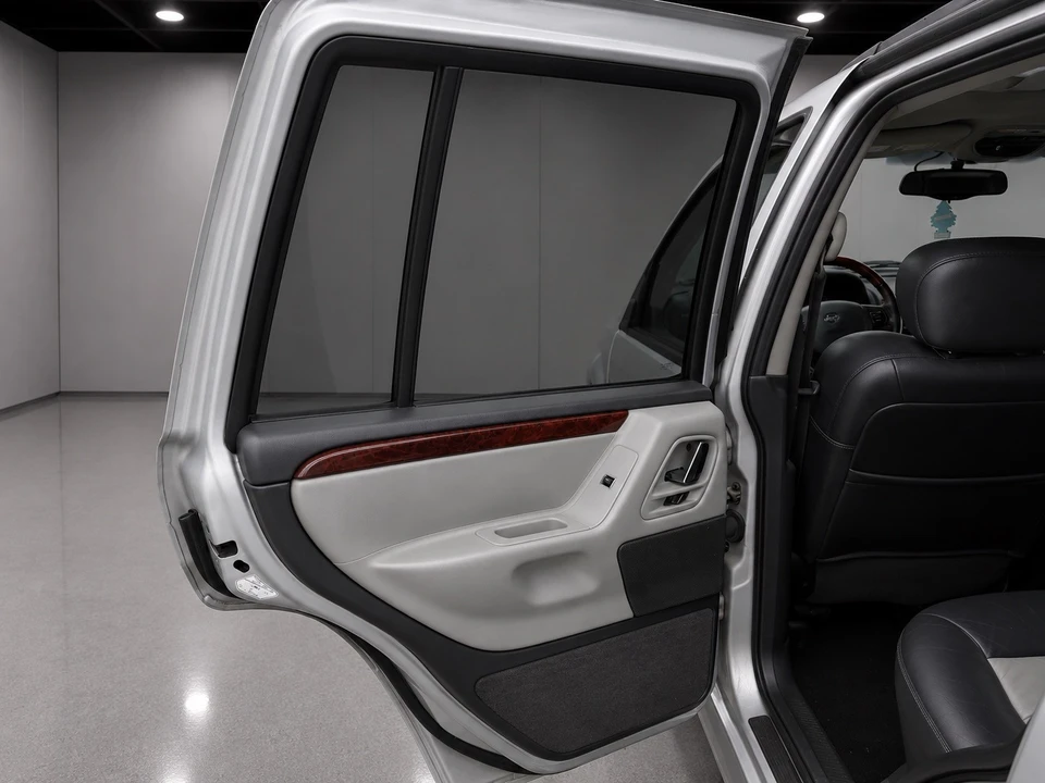 2004 Jeep WJ Grand Cherokee - Image 12 of 21