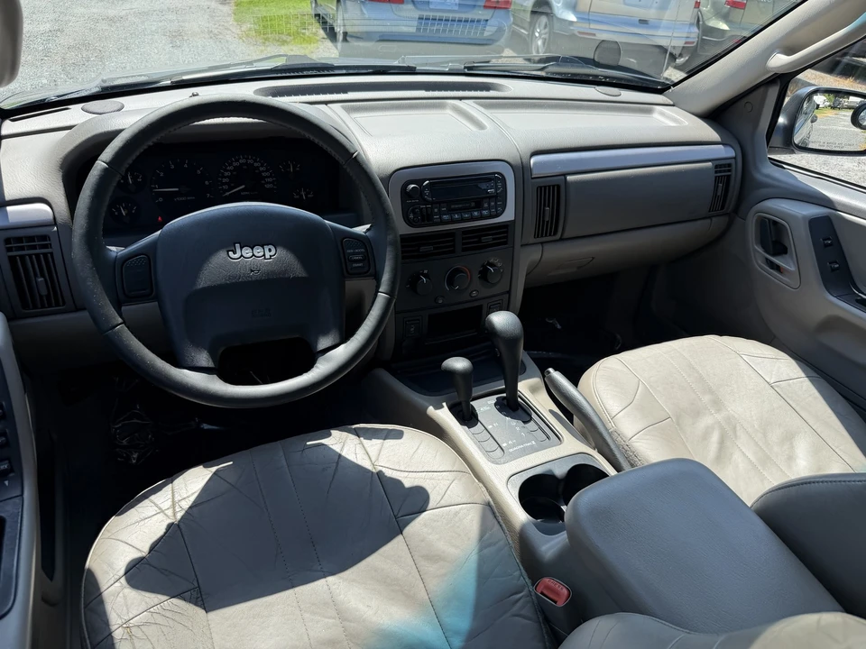 2004 Jeep Grand Cherokee - Image 5 of 30