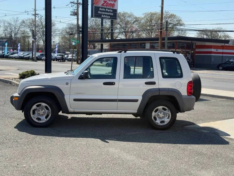 2004 Jeep KJ Liberty - Image 5 of 12