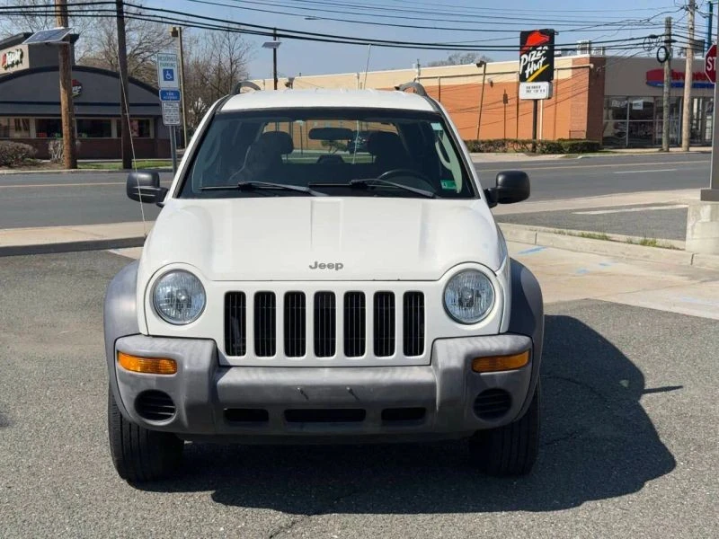 2004 Jeep KJ Liberty - Image 2 of 12
