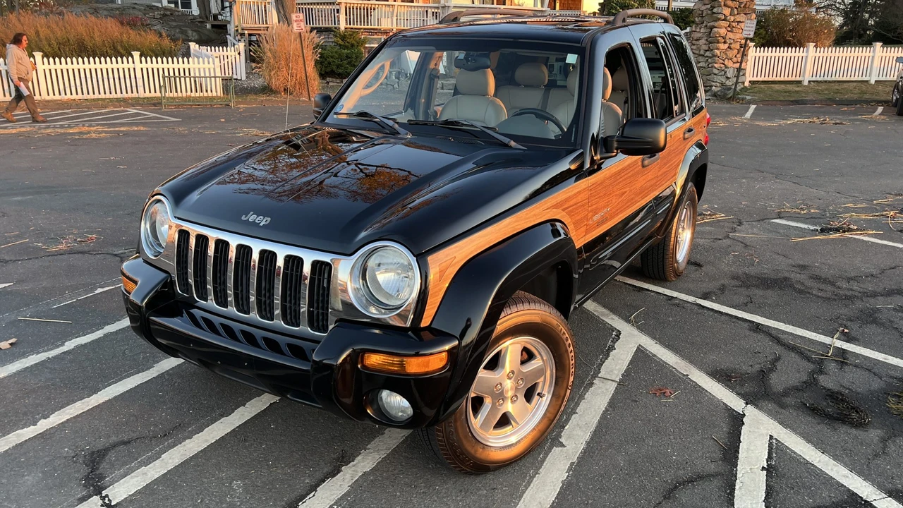 2004 Jeep KJ Liberty - Image 4 of 31
