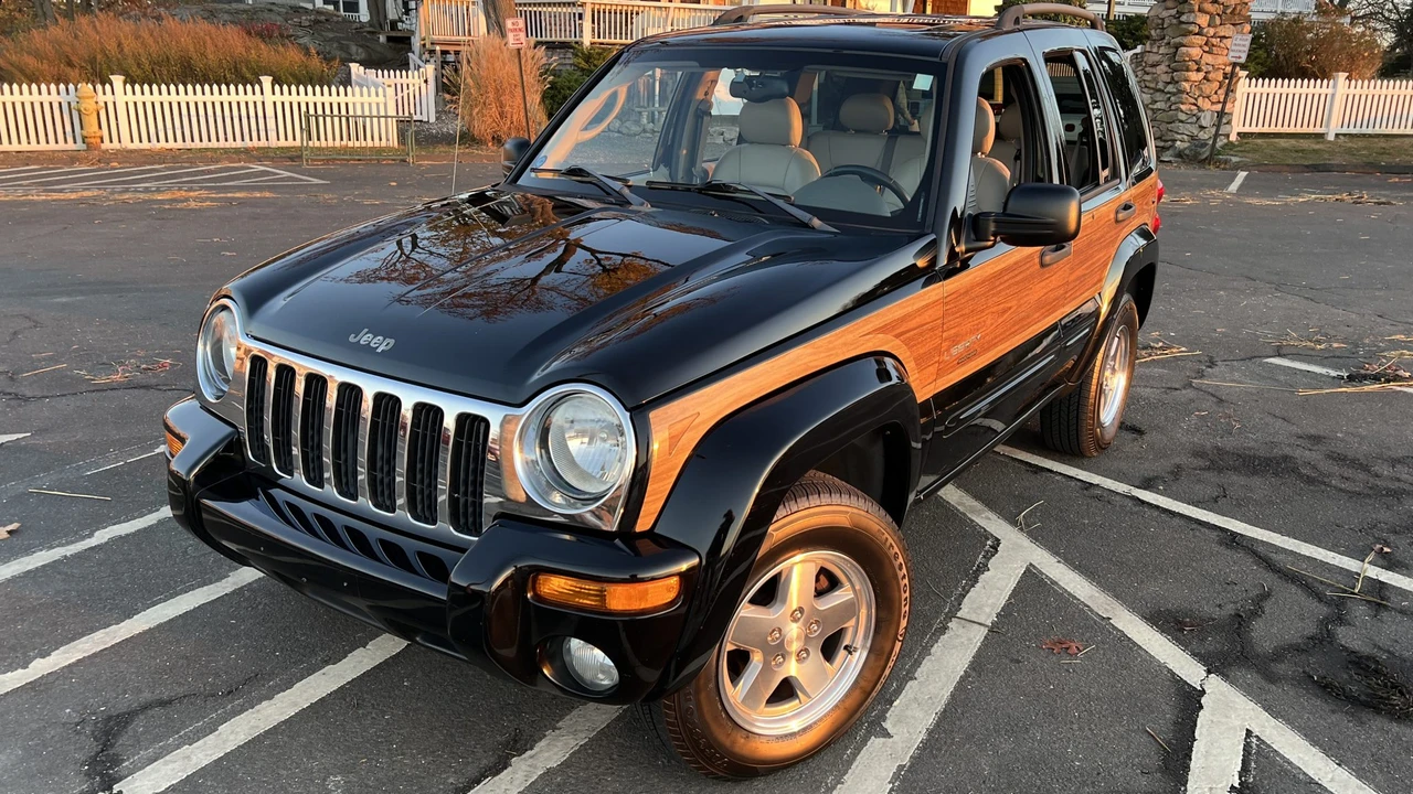 2004 Jeep KJ Liberty - Image 6 of 31