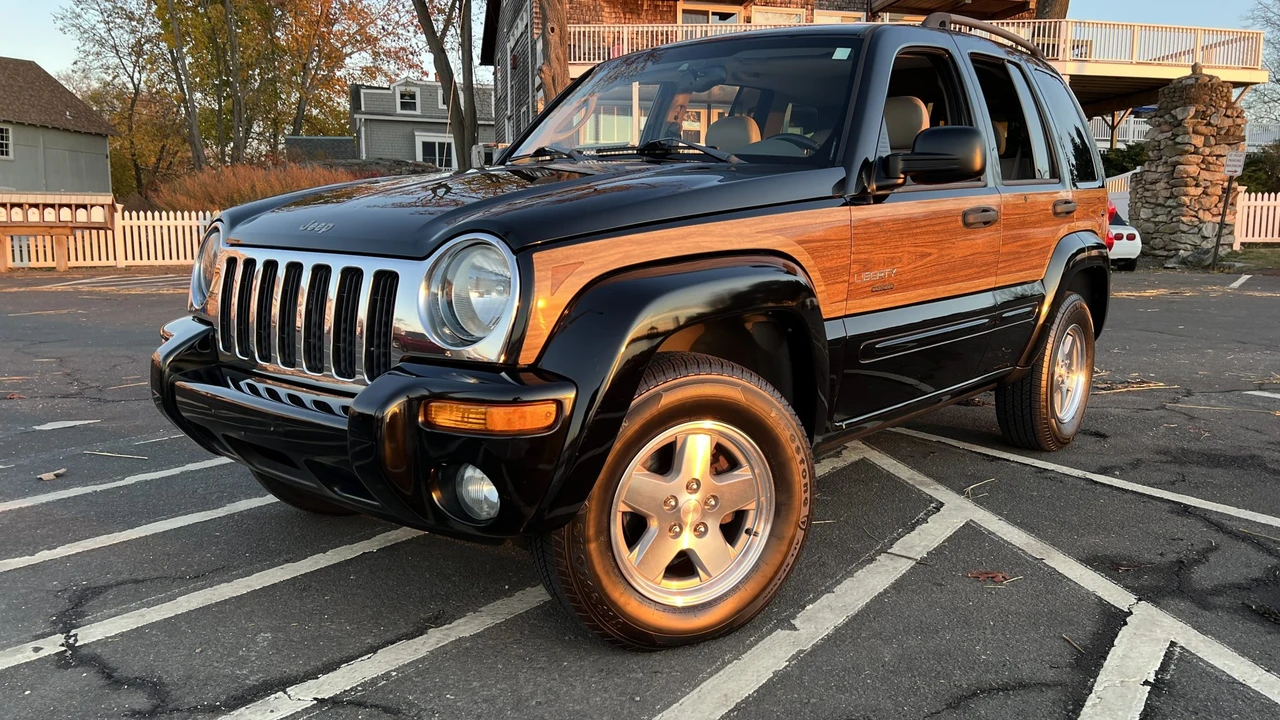 2004 Jeep KJ Liberty - Image 8 of 31