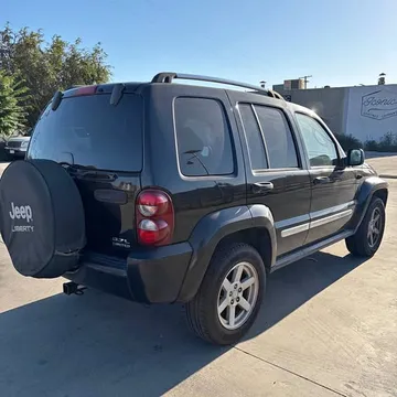 2004 Jeep Liberty Limited Sport Utility 4D