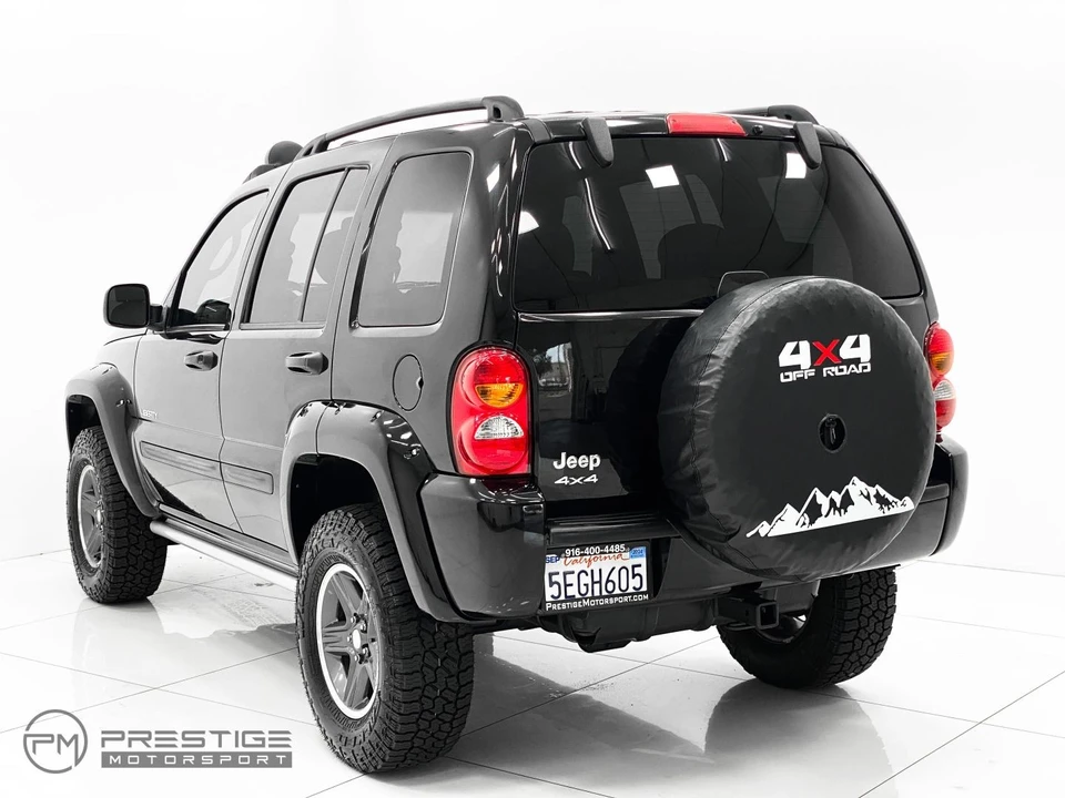 2004 Jeep KJ Liberty - Image 12 of 21