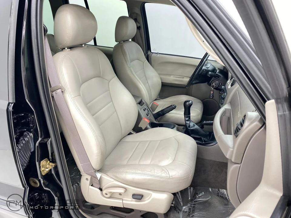 2004 Jeep KJ Liberty - Image 16 of 21