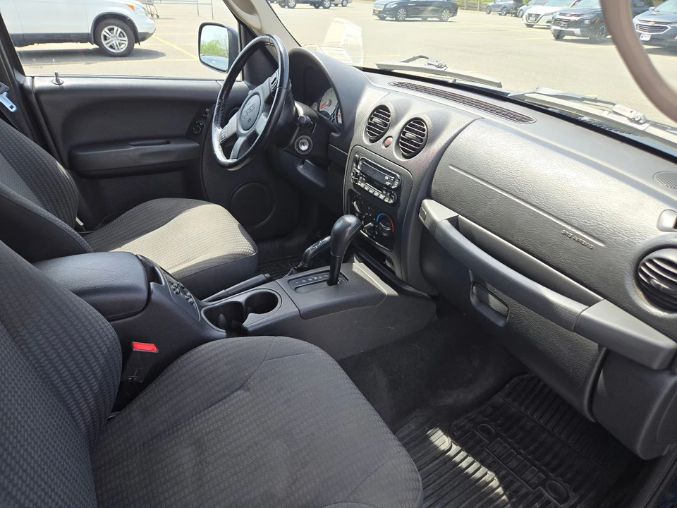 2004 Jeep KJ Liberty - Image 14 of 14