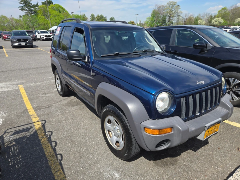 2004 Jeep KJ Liberty - Image 5 of 14