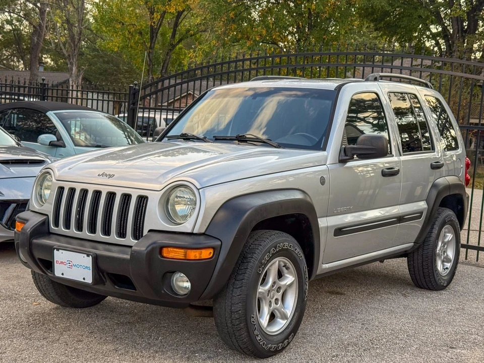 2004 Jeep KJ Liberty - Image 4 of 12