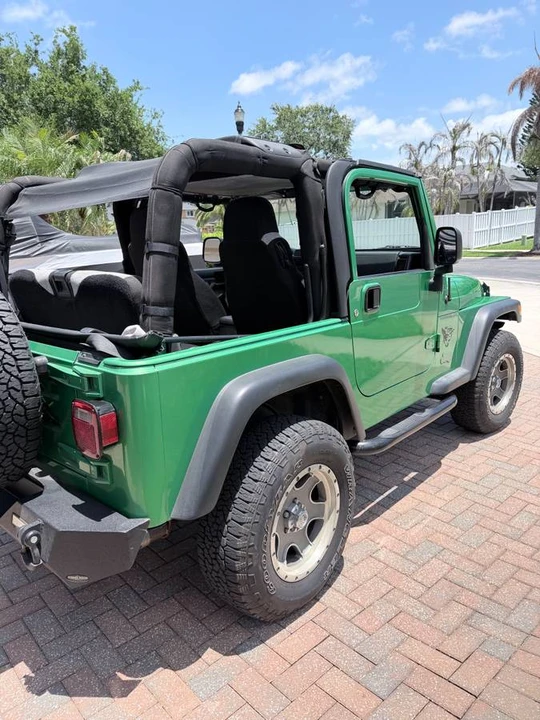 2004 Jeep TJ Wrangler - Image 3 of 12