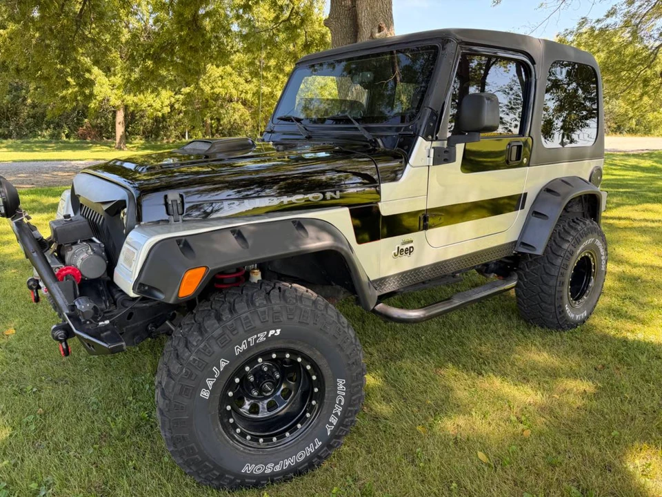 2004 Jeep TJ Wrangler - Image 2 of 16