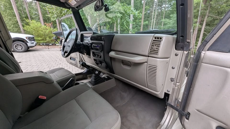 2004 Jeep TJ Wrangler - Image 13 of 20