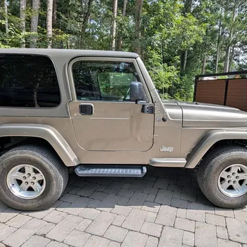 2004 Jeep Wrangler Sahara Edition