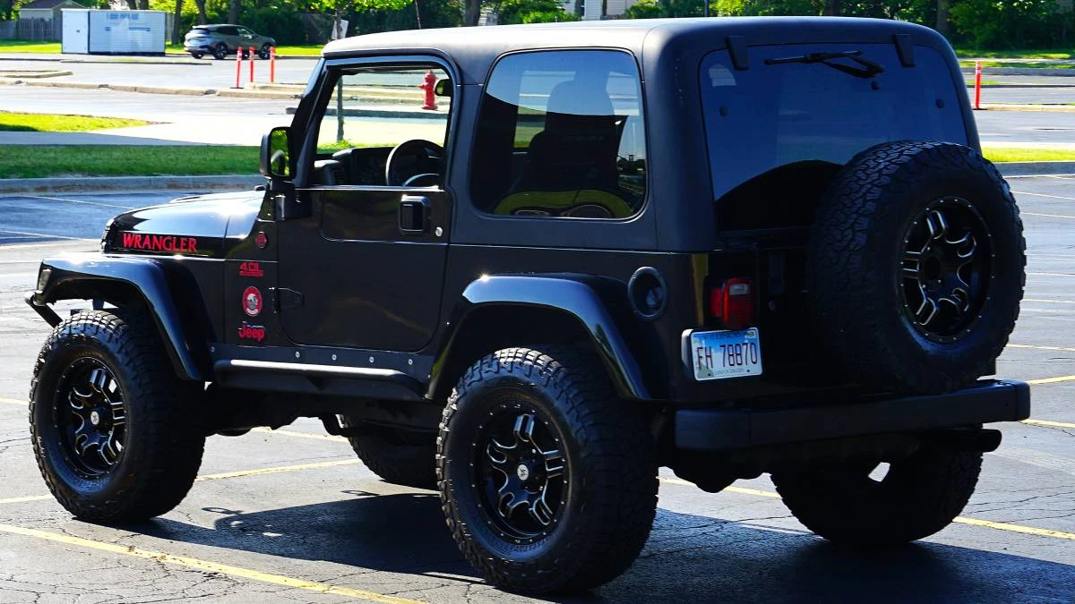 2004 Jeep TJ Wrangler - Image 9 of 18