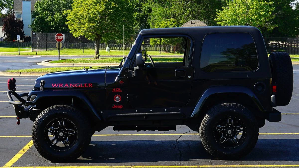 2004 Jeep TJ Wrangler - Image 2 of 18
