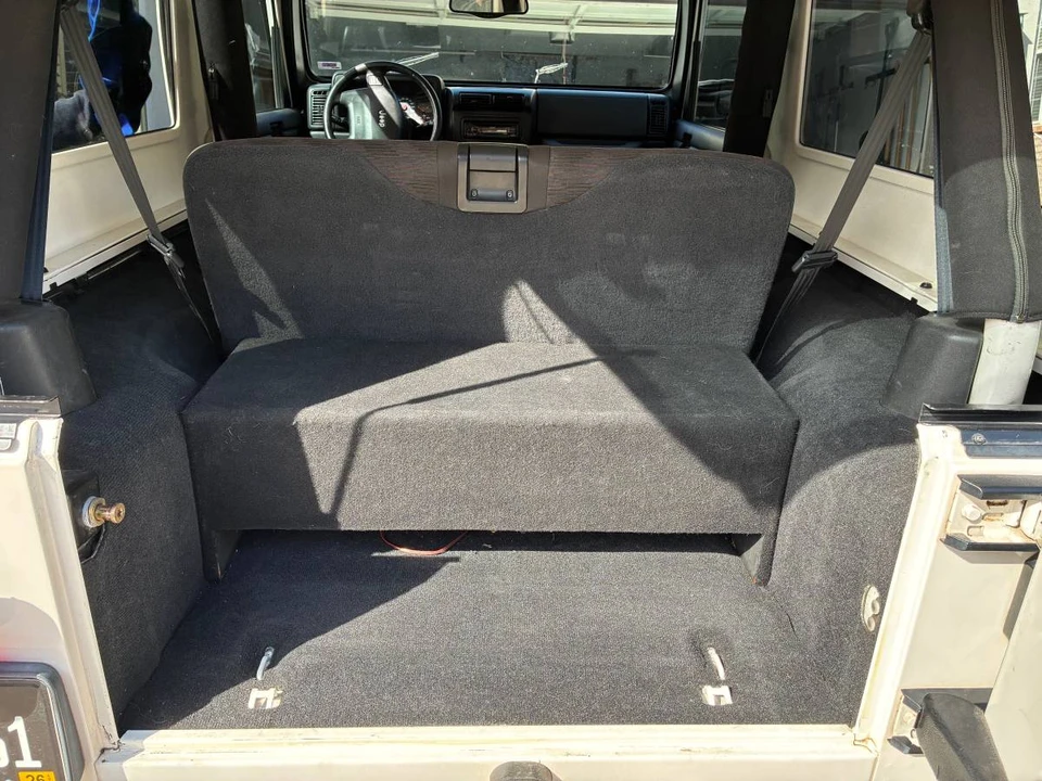 2004 Jeep TJ Wrangler - Image 8 of 9