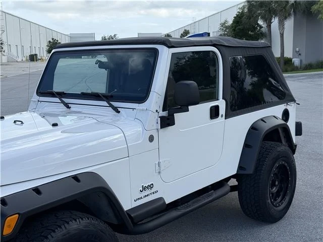2004 Jeep TJ Wrangler - Image 17 of 21