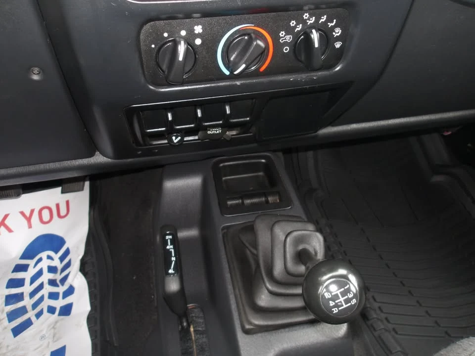 2004 Jeep TJ Wrangler - Image 20 of 20