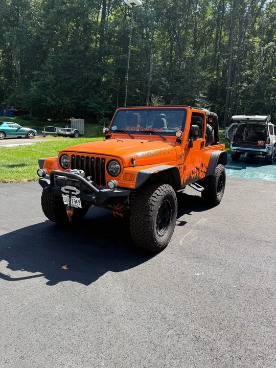 2004 Jeep TJ Wrangler - Image 2 of 13