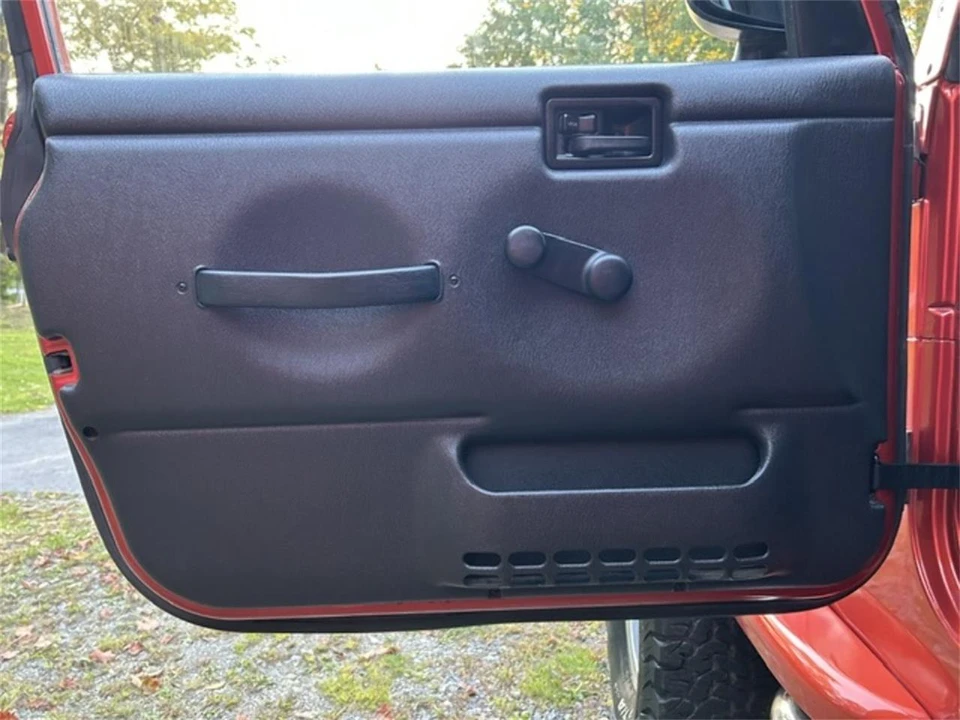2004 Jeep TJ Wrangler - Image 20 of 23