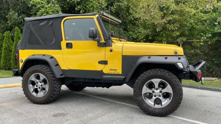 2004 Jeep TJ Wrangler - Image 18 of 20