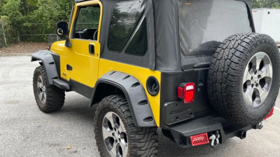 2004 Jeep TJ Wrangler - Image 15 of 20