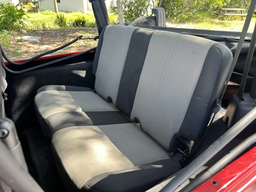 2004 Jeep TJ Wrangler - Image 16 of 31