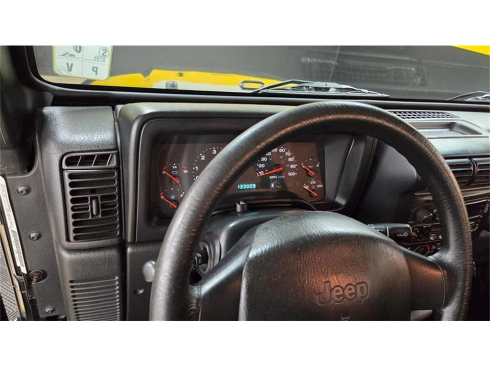 2004 Jeep TJ Wrangler - Image 28 of 31
