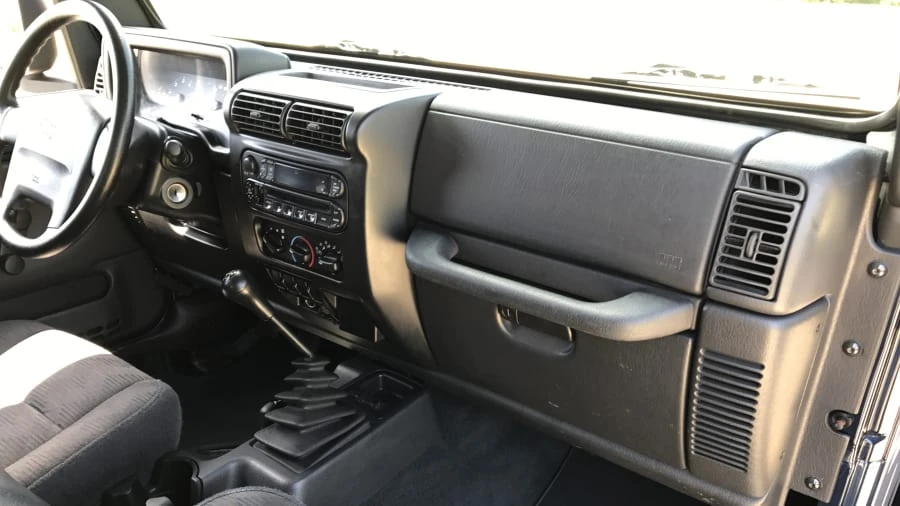 2004 Jeep TJ Wrangler - Image 5 of 7