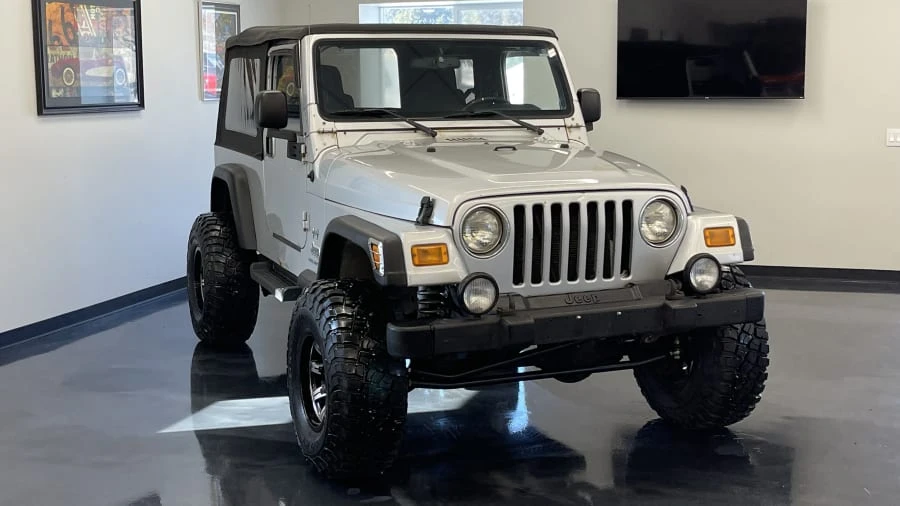 2004 Jeep TJ Wrangler - Image 2 of 3